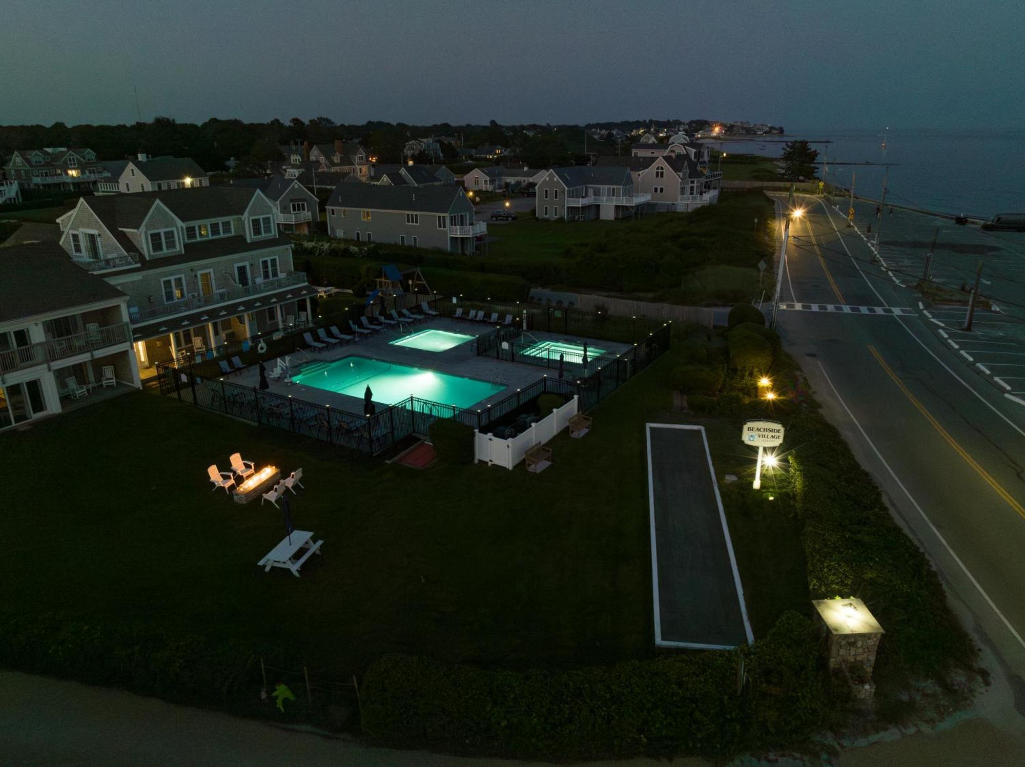 Beachside Village Resort ฟัลเมาท์ ภายนอก รูปภาพ
